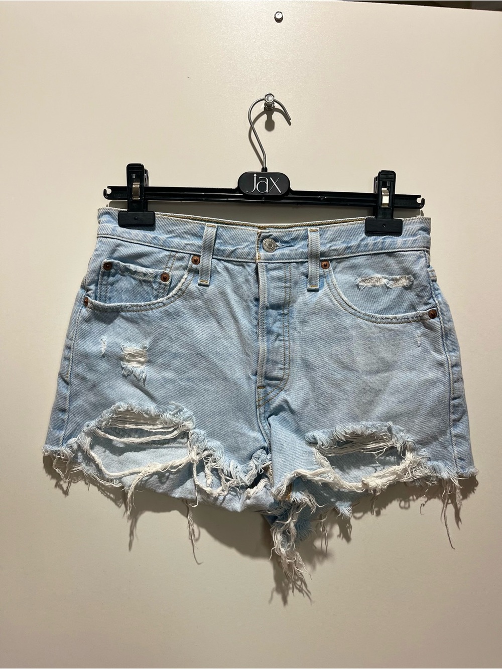 Levi’s 501 women’s denim shorts Sz w27